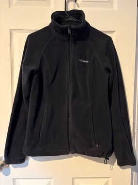Columbia Black Fleece Jacket Size M Zip Pockets Adjustable Waist Cozy EUC